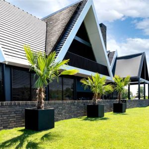 Büyük Kare Beton Saksı - 90x90x90cm